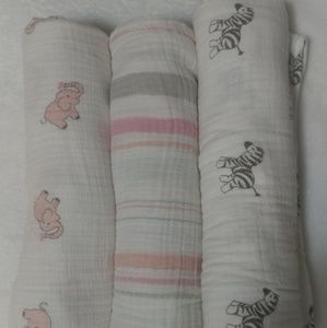 Muslin Swaddle Blankets